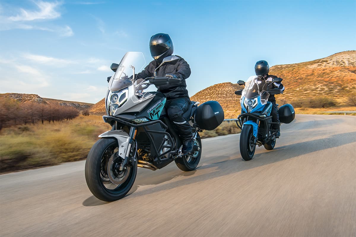 Мотоцикл CFMOTO 650 MT (ABS)